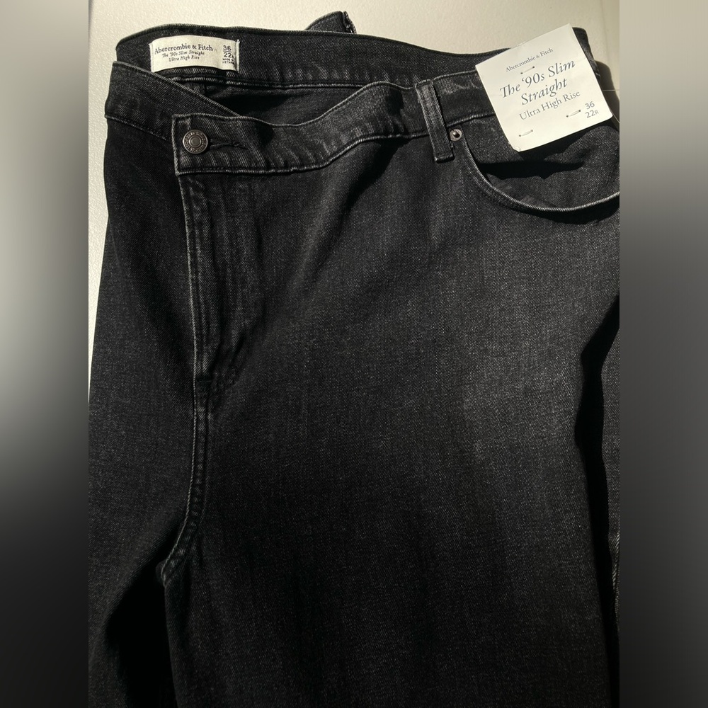 Abercrombie & Fitch The 90s Slim Straight Ultra High Rise Black Jeans - Picture 7 of 16